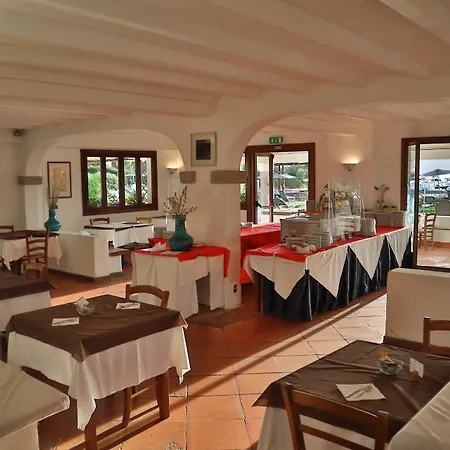 Ihr San Paolo Otel Porto San Paolo (Sardinia)
